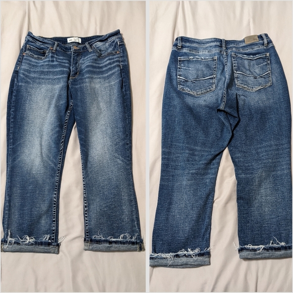 SOLD Curvy BKE Gabby Fit Capri Jeans Sz 31 Buckle BKE Jeans - Picture 2 of 6